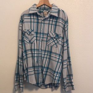 Arizona young men’s flannel button down sh…